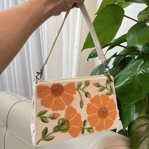 Beaded bag floral design